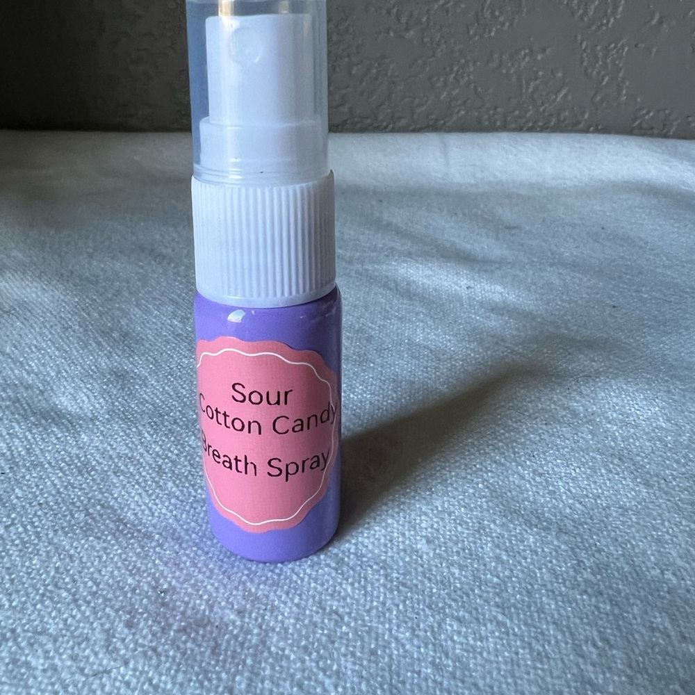 Hand Crafted!  Sour Cotton candy mouthwash spray. 10 ml.
